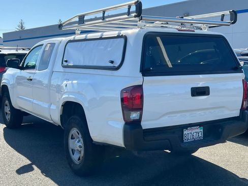 Used 2023 Toyota Tacoma SR RWD image 6