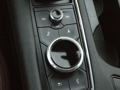 Used 2023 Cadillac XT5 Sportv w/ LPO, Floor Liner Package image 19