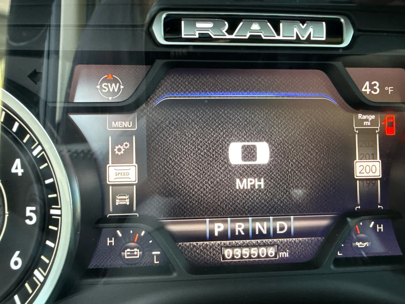 Used 2020 RAM 1500 Laramie AWD/4WD image 27