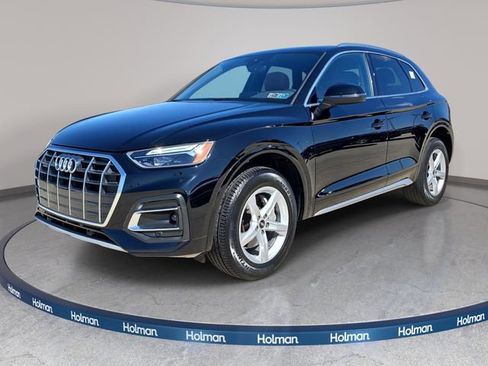 Used 2023 Audi Q5 2.0T Premium w/ Convenience Package image 1