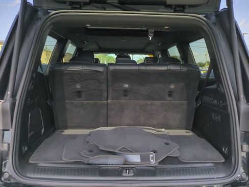 Used 2022 Jeep Wagoneer Series III w/ Premium Group I RWD image 14