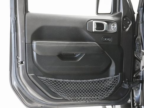 Certified 2021 Jeep Wrangler Unlimited Sahara image 14