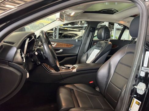 Used 2015 Mercedes-Benz C 300 4MATIC Sedan image 11
