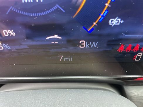 New 2024 Chevrolet Silverado EV RST AWD/4WD image 29