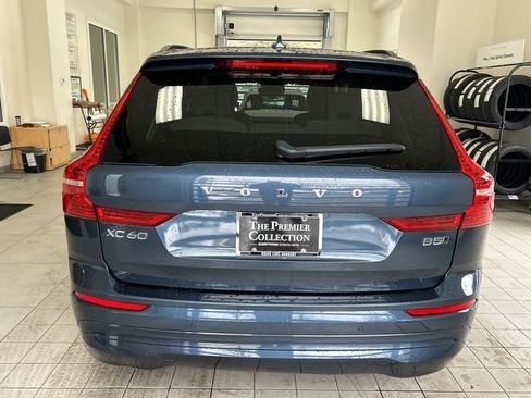 Certified 2023 Volvo XC60 B5 Core w/ Climate Package image 3