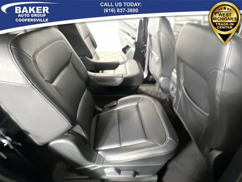 Used 2022 Ford Explorer XLT w/ Equipment Group 202A image 27