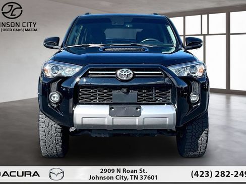 Used 2023 Toyota 4Runner TRD Off-Road Premium w/ Off Road Premium Plus Package AWD/4WD image 3