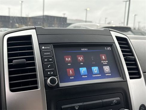 Used 2019 Nissan Frontier SV image 16