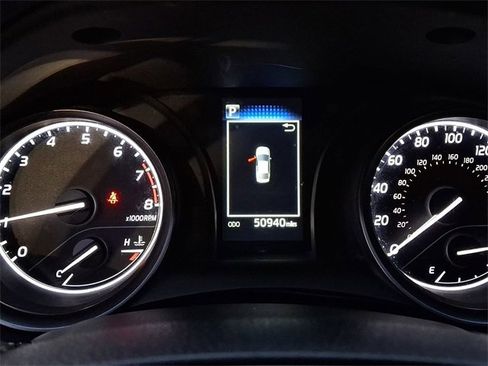 Certified 2024 Toyota Camry SE image 30