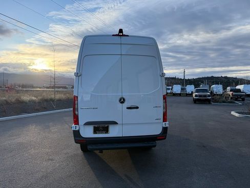 New 2026 Mercedes-Benz Sprinter 2500 image 3