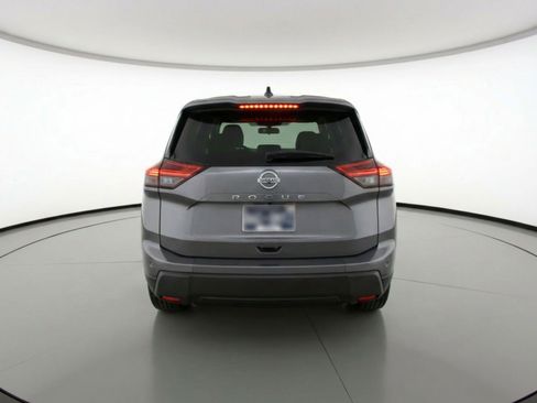 Used 2025 Nissan Rogue SV image 7