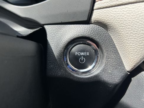 Certified 2023 Toyota RAV4 XLE Premium AWD/4WD image 33
