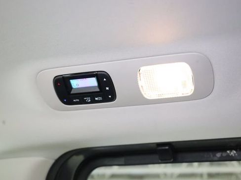 Used 2025 Honda Odyssey EX-L image 31