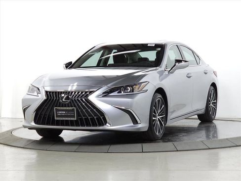 Certified 2024 Lexus ES 350 w/ Premium Package image 3