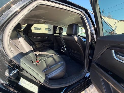 Used 2015 Cadillac XTS Luxury image 30