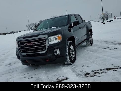 Certified 2022 GMC Canyon AT4 image 2