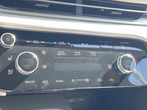 Certified 2026 INFINITI QX60 Luxe w/ Cargo Package image 20