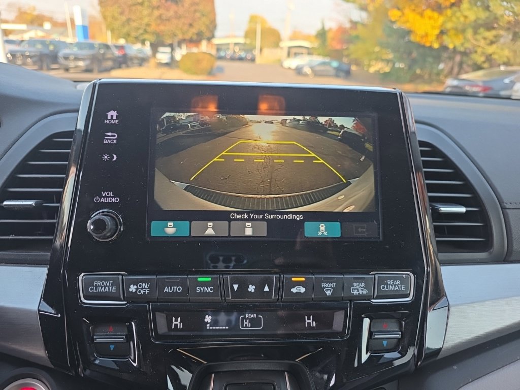 Used 2018 Honda Odyssey Touring image 23