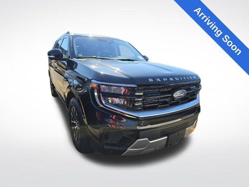 Used 2025 Ford Expedition Platinum AWD/4WD image 1