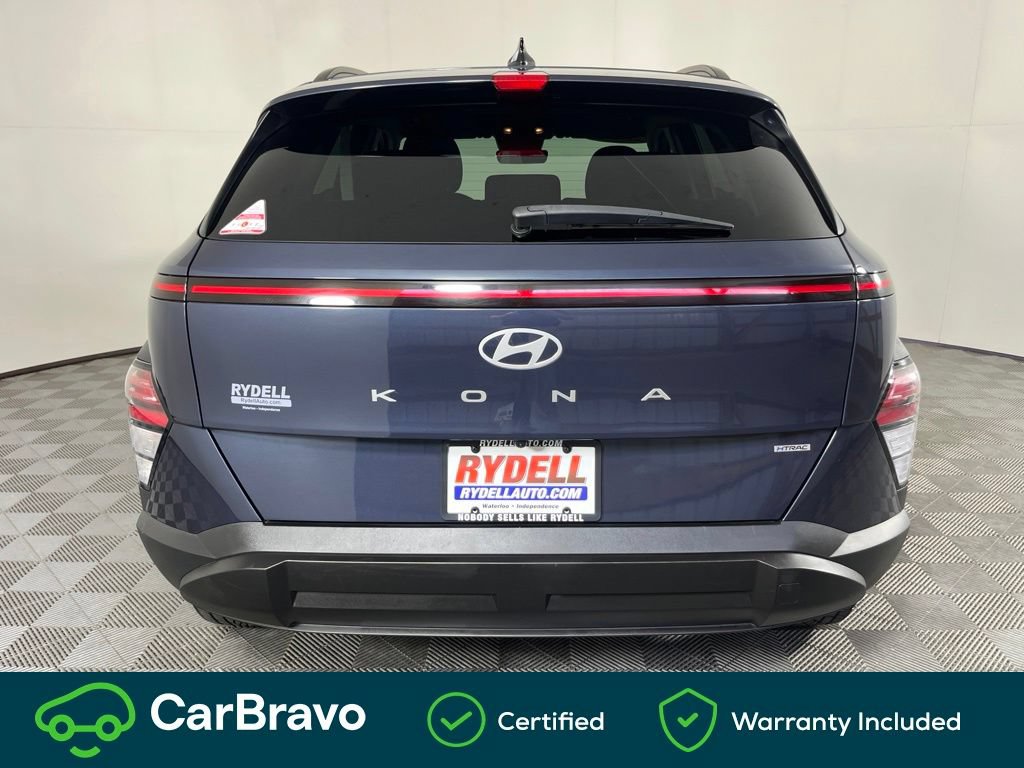Used 2024 Hyundai Kona SEL AWD/4WD image 4