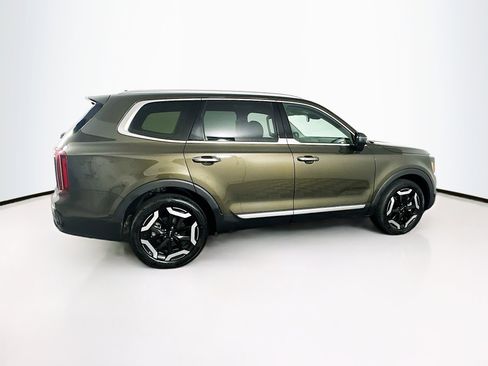 Used 2025 Kia Telluride S image 10