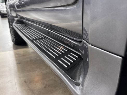 Used 2015 Lexus GX 460 image 19