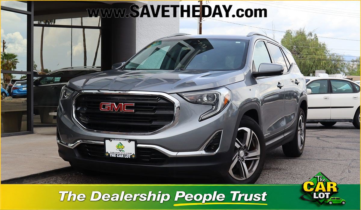 Used 2020 GMC Terrain SLT FWD image 1