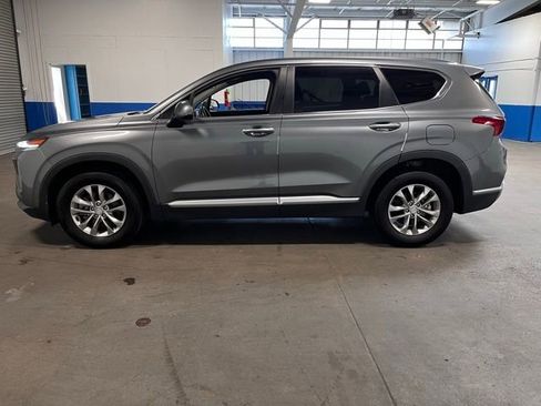 Used 2019 Hyundai Santa Fe SE FWD image 6