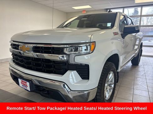 Certified 2022 Chevrolet Silverado 1500 LT w/ Z71 Off-Road Package image 1