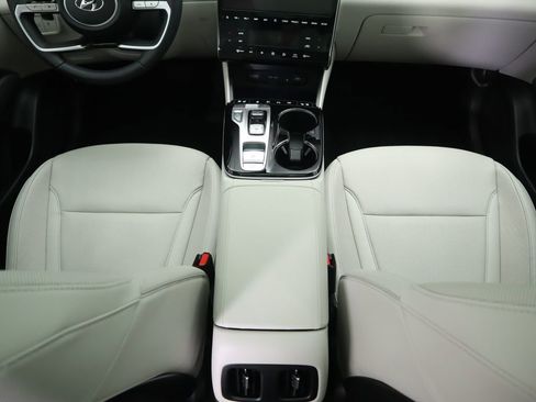 Used 2023 Hyundai Tucson Limited image 17