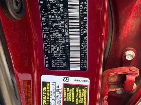 Used 2018 Toyota Camry SE w/ Convenience Package FWD image 3