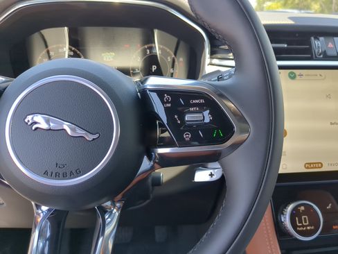 New 2026 Jaguar F-PACE R-Dynamic S image 31