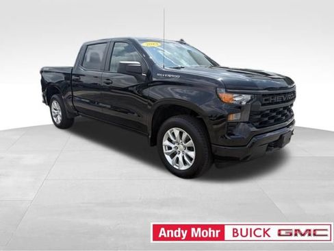 Used 2023 Chevrolet Silverado 1500 Custom AWD/4WD image 16