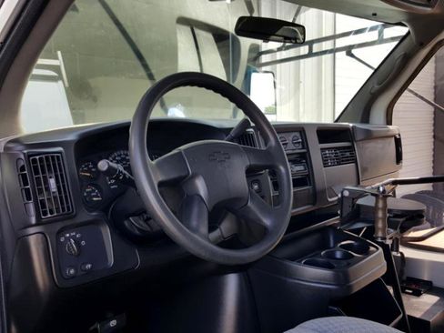 Used 2007 Chevrolet Express 3500 G3500 w/ School Bus Package image 11
