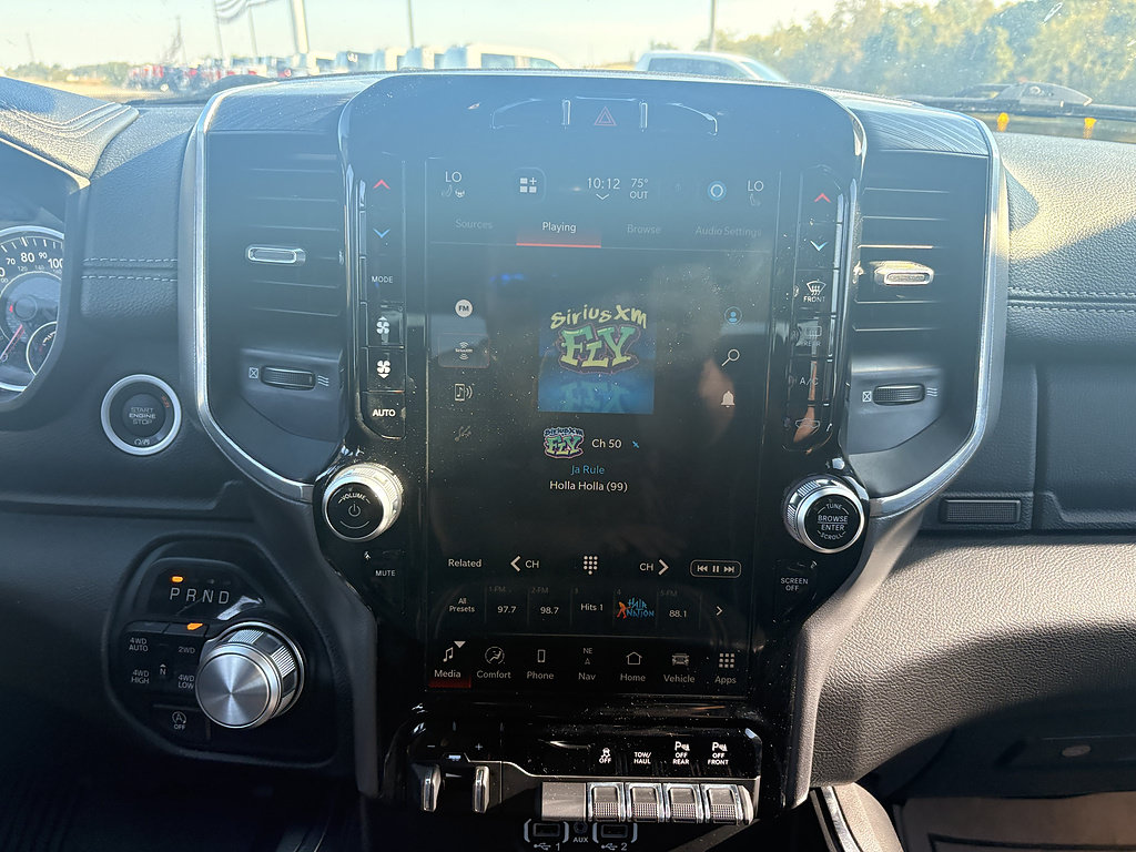 Used 2023 RAM 1500 Laramie AWD/4WD image 25