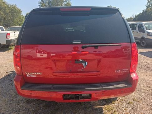 Used 2013 GMC Yukon SLT w/ Suspension Package, Autoride AWD/4WD image 6