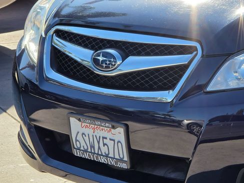Used 2012 Subaru Legacy 2.5i Limited image 9