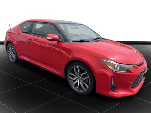 Used 2015 Scion tC FWD image 7