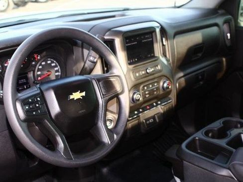 Used 2025 Chevrolet Silverado 1500 W/T w/ WT Value Package image 3