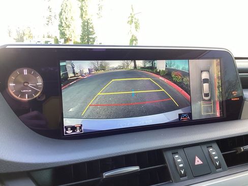 Used 2019 Lexus ES 350 Luxury image 13