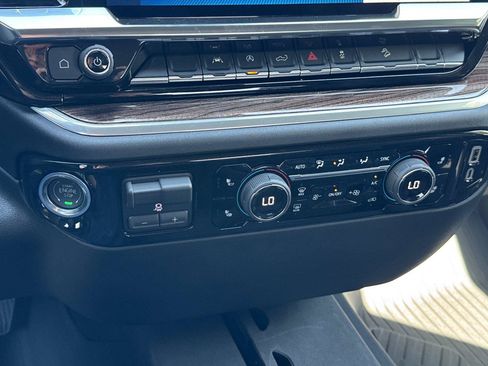 New 2026 Chevrolet Silverado 1500 RST w/ Dark Appearance Package AWD/4WD image 26