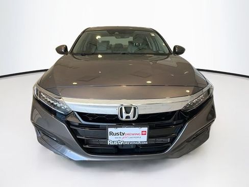 Used 2019 Honda Accord Touring image 2