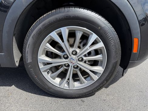 Used 2023 Buick Envision Preferred AWD/4WD image 36