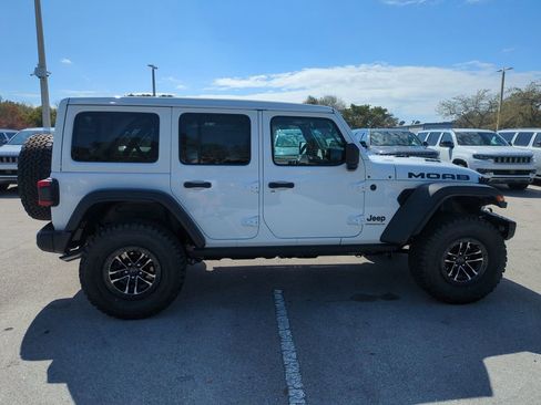 New 2026 Jeep Wrangler Unlimited Rubicon 392 w/ Quick Order Package 27X Moab AWD/4WD image 4