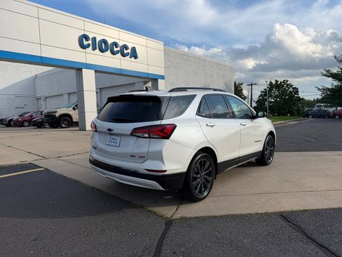 Certified 2023 Chevrolet Equinox RS w/ RS Leather Package AWD/4WD image 7