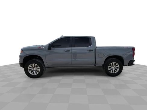 Used 2024 Chevrolet Silverado 1500 Custom Trail Boss AWD/4WD image 5