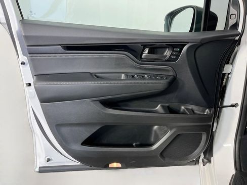 Used 2025 Honda Odyssey Touring image 27