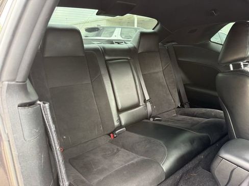 Used 2019 Dodge Challenger R/T Scat Pack w/ Plus Package RWD image 29