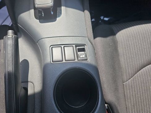 Used 2025 Nissan Z Sport w/ Floor Mat Package RWD image 31