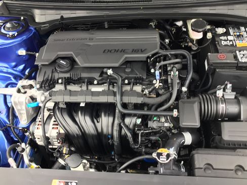 New 2025 Kia K4 GT-Line image 7